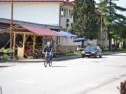Urediti prostor za sedmičnu pijacu na raskrsnici ulica Kulina bana i Slatina