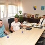 19204895_10213290713245428_1875018558_o