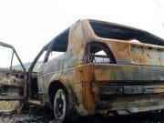 U Lukavcu gorio automobil Ilustracija
