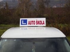 Novi sistem polaganja vozačkog u Tuzli i dalje zadaje glavobolje, predstavnici autoškola ponovo izlaze na protest
