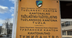 Osam optuženih za trgovinu ljudima u Tuzli negiralo krivnju