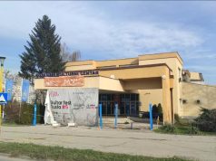 Glavni ulaz u BKC Tuzla zatvoren skoro dvije godine, još nema rješenja