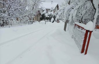 Apel mještana MZ Jaruške: Pet dana smo bez vode i struje