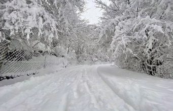 Snijeg otežava svakodnevnicu u TK, službe u pojačanom režimu