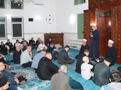 Na tervih-namazu sa džematlijama u Gnojnici (MIZ Puračić)