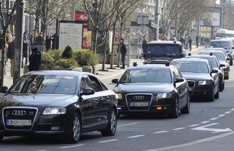 Zvaničnicima pušteno da rade šta hoće: Zloupotreba rotacije i prava na pratnju