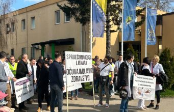 Prekinut štrajk ljekara u Tuzlanskom kantonu: Vlada TK ispunila sve zahtjeve