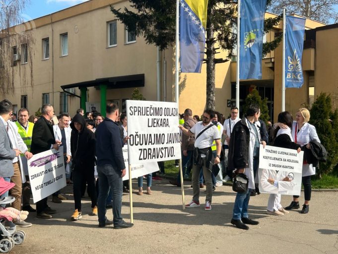 protesti-ljekari-tuzla-3-1773404787
