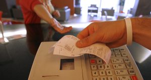 U pekarama postala praksa da ne izdaju račune, kolika je kazna za njih, a kolika za kupce koji ne traže račun