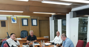 Ministar Lakić pozvao rukovodstvo Termoelektrane Tuzla da podnesu ostavke