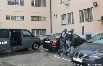 Optužnica protiv 27-godišnjaka iz Živinica: Pronašli mu spid, marihuanu i modifikovani pištolj s mecima