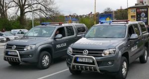 Pretresi na osam lokacija na području Tuzle, zbog pokušaja ubistva uhapšeno osam osoba